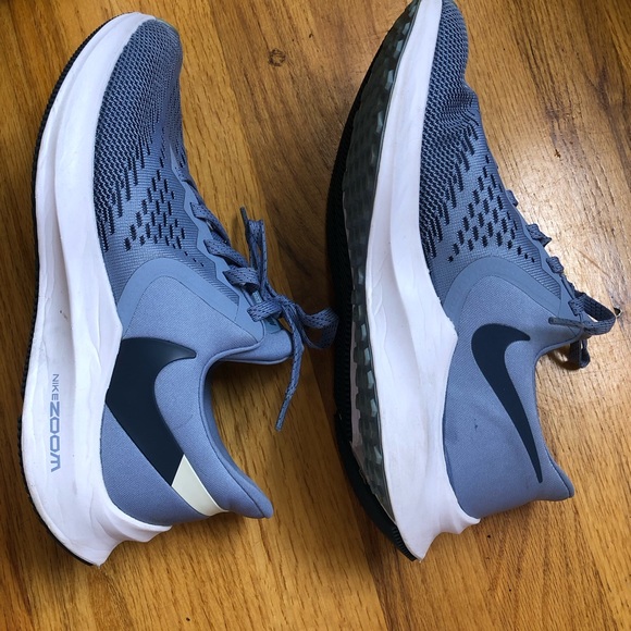 NIKE ZOOM WINFLO 6 LIGHTWEIGHT RUNNING SHOE - Picture 4 of 8